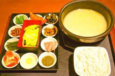 滇峰米線加盟